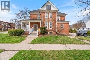 282 Wellington St in Sarnia, ON - Building Photo