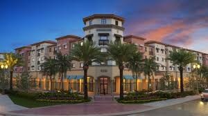 6350 Griffin Rd in Davie, FL - Building Photo