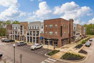 Lakeland Town Square in Lakeland, TN - Foto de edificio - Building Photo