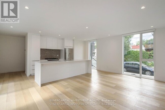 14B Chapleau Ave in Ottawa, ON - Building Photo - Building Photo