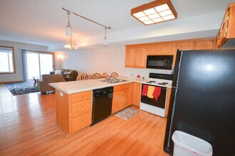 5501 25th Ave NW in Rochester, MN - Building Photo - Building Photo