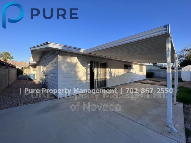 2315 Caravelle St in Las Vegas, NV - Building Photo - Building Photo