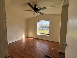 128 Shadow Oaks Ln in Bastrop, TX - Building Photo - Building Photo