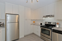 Varsity Square Apartments in Calgary, AB - Building Photo - Building Photo