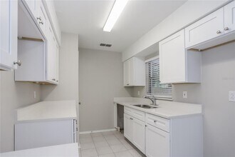 834 Cinnamon Dr in Winter Haven, FL - Foto de edificio - Building Photo