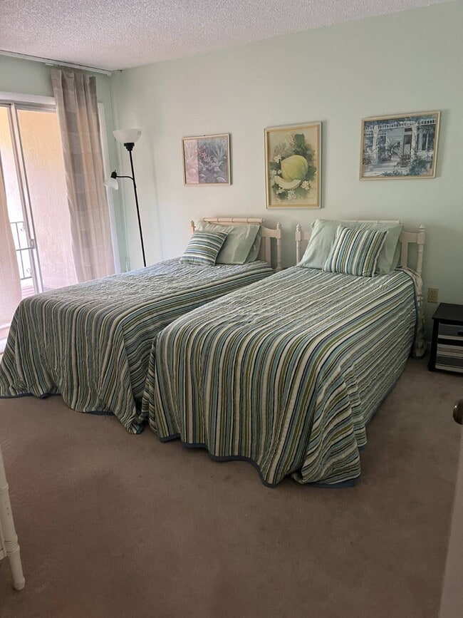 3731 Edgewater Dr in Sebring, FL - Building Photo - Building Photo