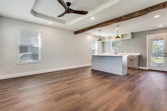 711 Winston St in Dallas, TX - Building Photo - Building Photo