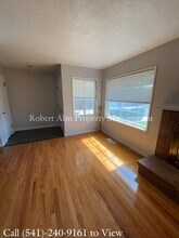 724 SW 37th St in Pendleton, OR - Building Photo - Building Photo