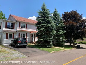 5 York Rd in Bloomsburg, PA - Building Photo - Building Photo