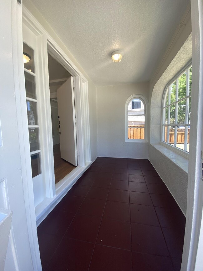1401 Bellevue Ave in Burlingame, CA - Building Photo - Building Photo