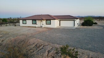 726 S Johnson Rd in Buckeye, AZ - Building Photo