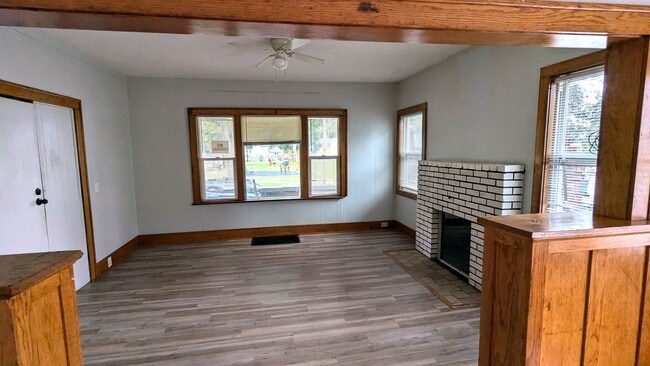 174 E Isabella Ave in Muskegon, MI - Building Photo - Building Photo