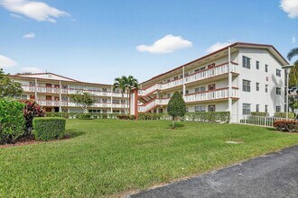 277 Brighton Dr, Unit G in Boca Raton, FL - Building Photo - Building Photo