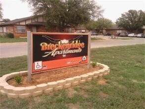 137 Shirley Courts in Breckenridge, TX - Building Photo - Building Photo