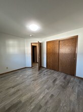 516 Kendall Ave S-Unit -3 in Thief River Falls, MN - Building Photo - Building Photo