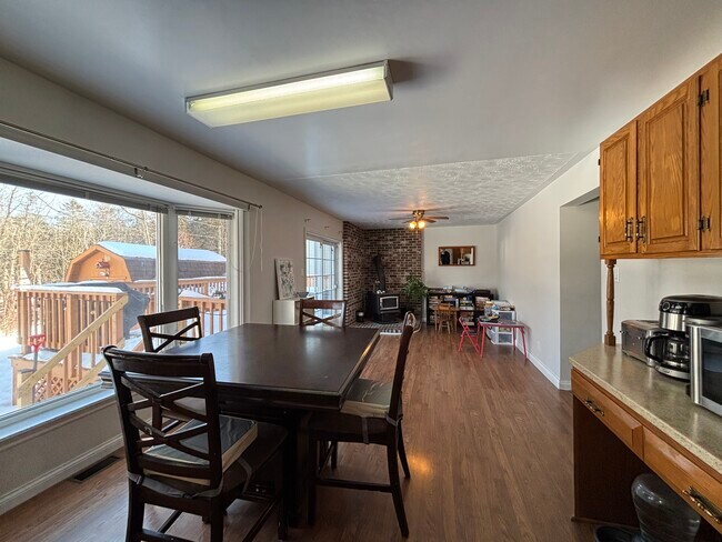 46 Rosewood Dr in Fredericton, NB - Building Photo - Building Photo