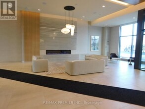 8960 Jane St in Vaughan, ON - Building Photo - Building Photo