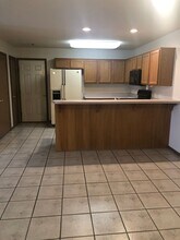 1095 Grinnel Cir-Unit -A in Greenwood, AR - Building Photo - Building Photo