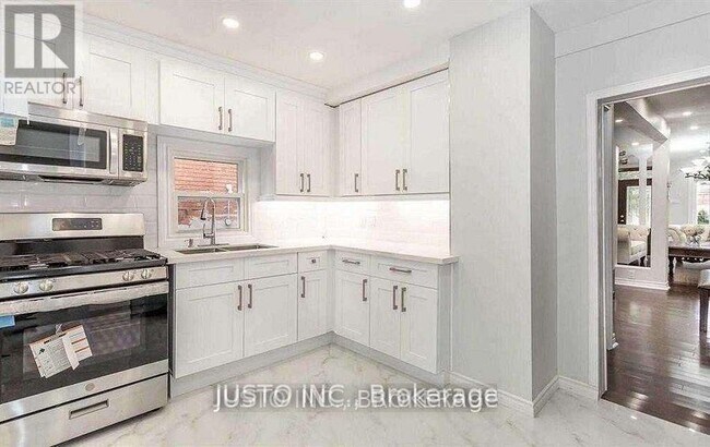 23 McCormack St in Toronto, ON - Building Photo - Building Photo