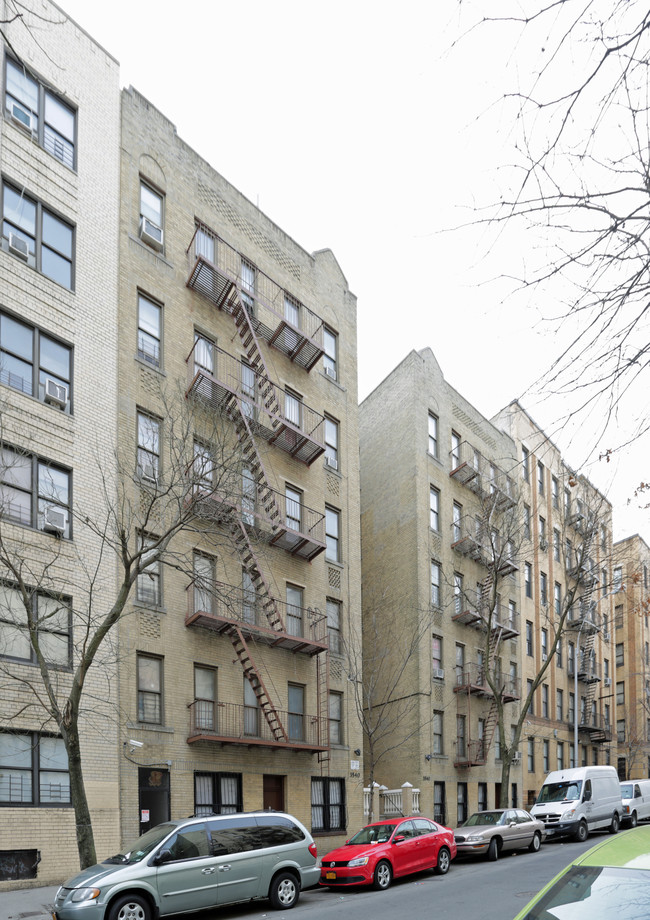 3540 Dekalb Ave in Bronx, NY - Foto de edificio - Building Photo