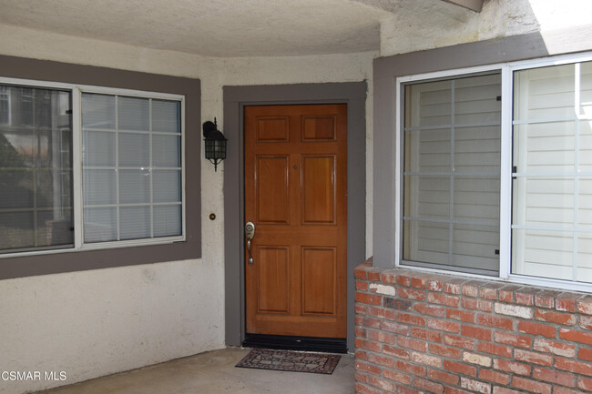 5315 Mark Ct in Agoura Hills, CA - Building Photo - Building Photo