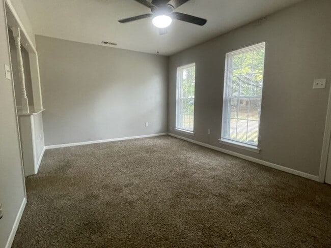 8067 Jamesbrook Dr in Southaven, MS - Building Photo - Building Photo