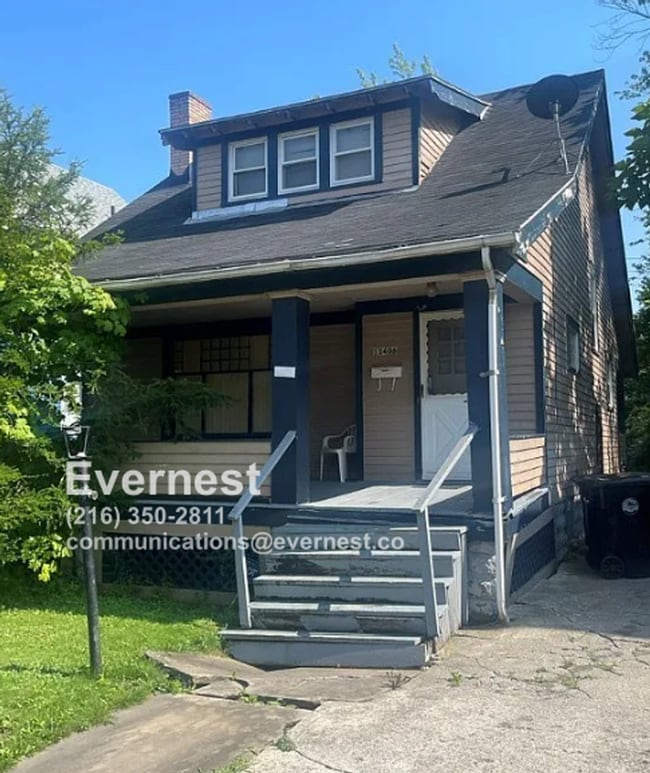 property at 13406 Ferris Ave