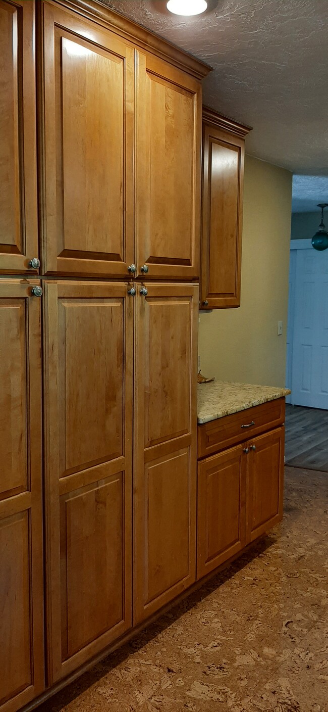 410 NE 61st Ave, Unit 410 in Portland, OR - Building Photo - Building Photo