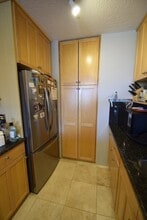 50 Longwood Ave, Unit 820 in Brookline, MA - Building Photo - Building Photo