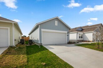 13420 Riding Dr in Pflugerville, TX - Building Photo - Building Photo