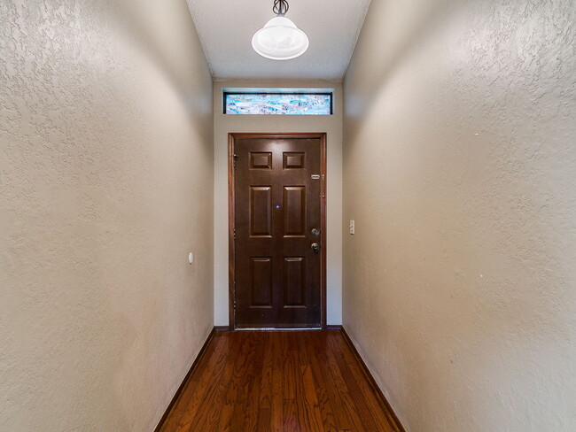 764 Okie Ridge Rd in Yukon, OK - Foto de edificio - Building Photo