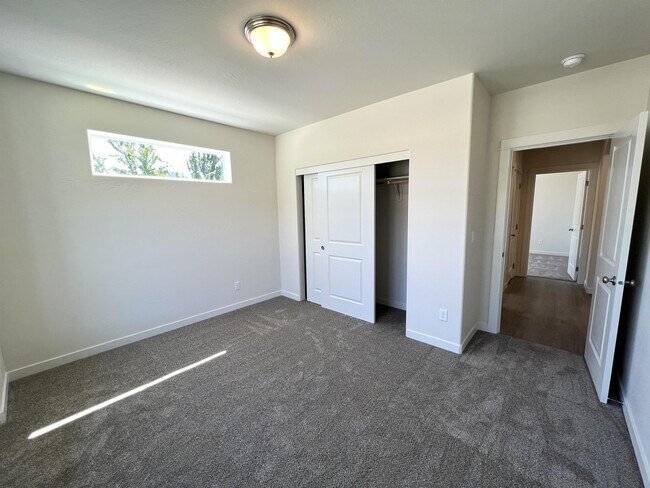 1658 Dragon Tail Pl in Medford, OR - Building Photo - Building Photo