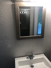 8119 Rockford Dr in Houston, TX - Foto de edificio - Building Photo