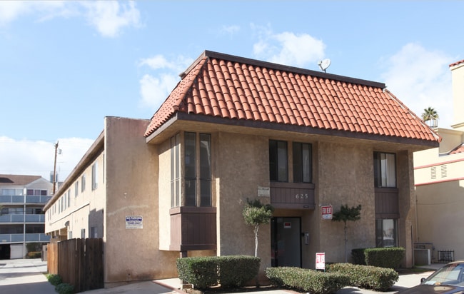 625 Magnolia Ave, Unit 3