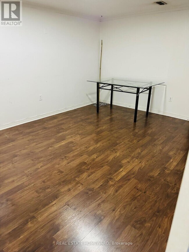 68 Hart Ave in Toronto, ON - Building Photo - Building Photo