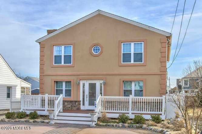 106 Elizabeth Ave in Lavallette, NJ - Building Photo