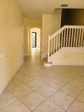 10283 NW 30th Terrace-Unit -10283 in Doral, FL - Building Photo - Building Photo