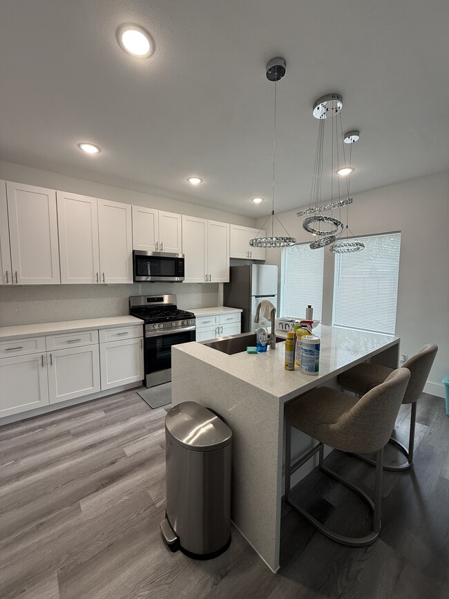 property at 5122 Gold St