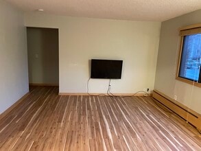 2530 1st Ave S, Unit N204 in Minneapolis, MN - Foto de edificio - Building Photo