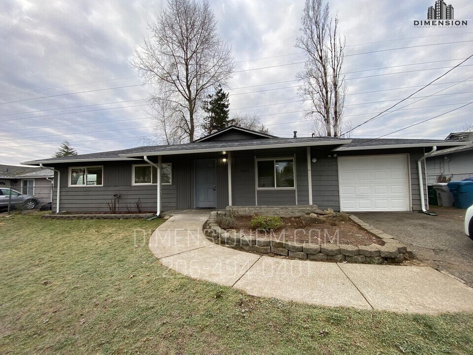11867 SE 170th Pl in Renton, WA - Building Photo