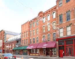 514-528 Monroe St in Detroit, MI - Building Photo