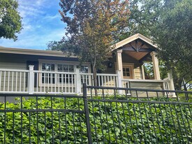 23 Mira Loma in Orinda, CA - Building Photo