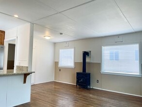 1535 Park Ave in Red Bluff, CA - Building Photo - Building Photo