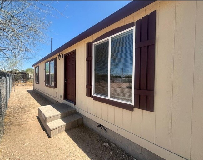 property at 1219 E 35th St