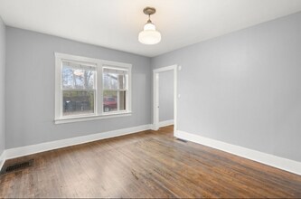 1204 McGavock Pk in Nashville, TN - Building Photo - Building Photo