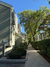 392 S Main St in Providence, RI - Foto de edificio - Building Photo