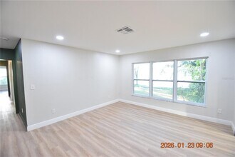 3606 River Grove Dr in Tampa, FL - Building Photo - Building Photo