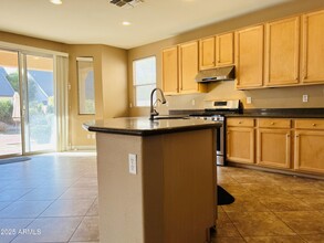 1177 W Laredo Ave in Gilbert, AZ - Building Photo - Building Photo