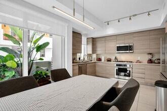 87 N Shore Dr in Miami Beach, FL - Building Photo - Building Photo