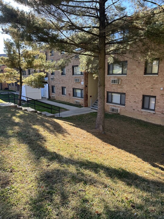 Summit Chase Apartments in Wilmington, DE - Building Photo